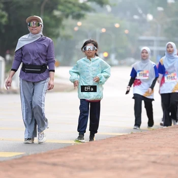Runner Photo 8213444