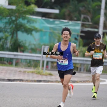 Runner Photo 8213445