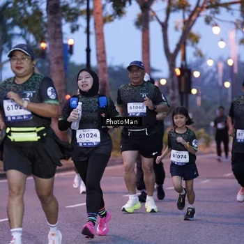 Runner Photo 8213449