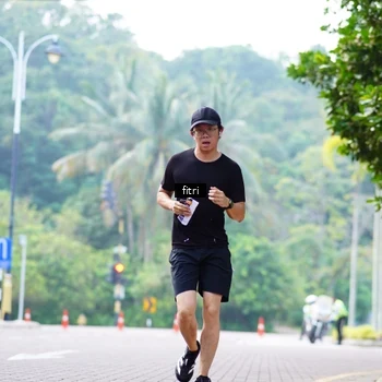 Runner Photo 8213536