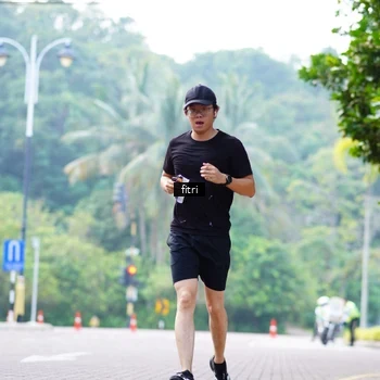 Runner Photo 8213540