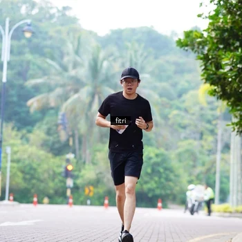 Runner Photo 8213543
