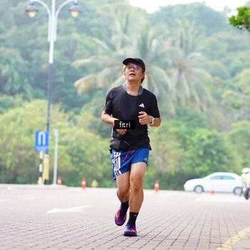 Runner Photo 8213597
