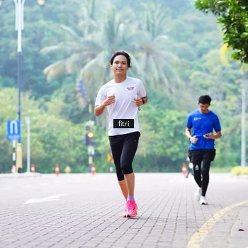 Runner Photo 8213640