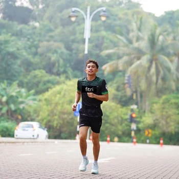 Runner Photo 8213804