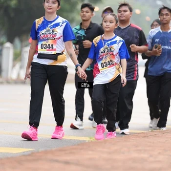 Runner Photo 8213819
