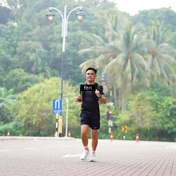 Runner Photo 8213830