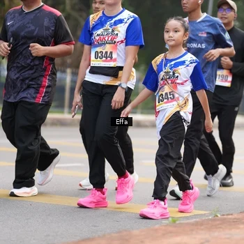 Runner Photo 8213840