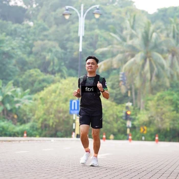 Runner Photo 8213877
