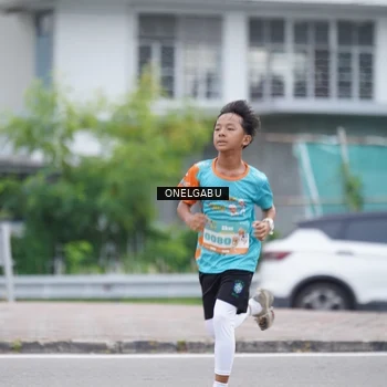 Runner Photo 8213878