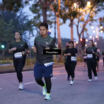 Runner Photo 8214022