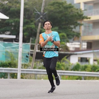 Runner Photo 8214042