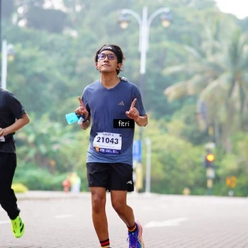 Runner Photo 8214062