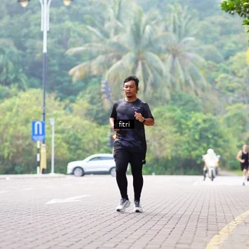 Runner Photo 8214120