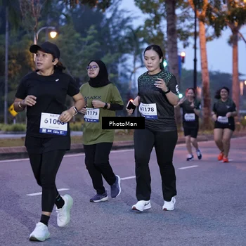 Runner Photo 8214139