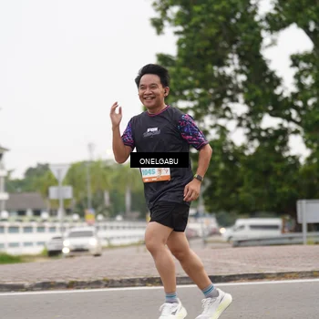 Runner Photo 8214257