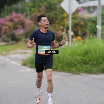 Runner Photo 8214391