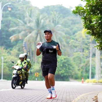 Runner Photo 8214406