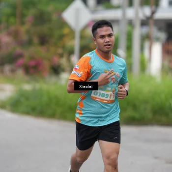 Runner Photo 8214425
