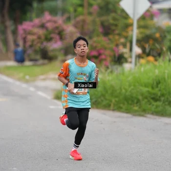 Runner Photo 8214443