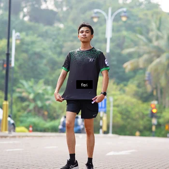 Runner Photo 8214573