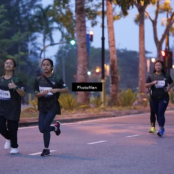 Runner Photo 8214588