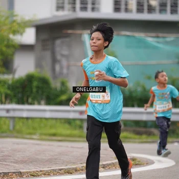 Runner Photo 8214799