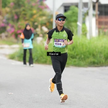 Runner Photo 8214813