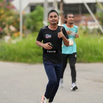 Runner Photo 8214828