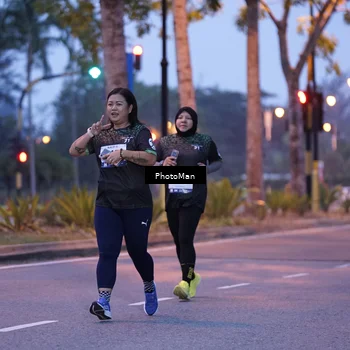 Runner Photo 8214854