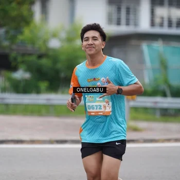 Runner Photo 8214900
