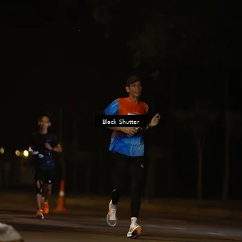 Runner Photo 8215002