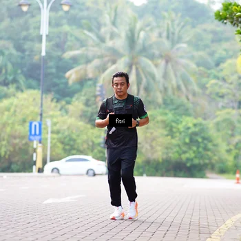 Runner Photo 8215040