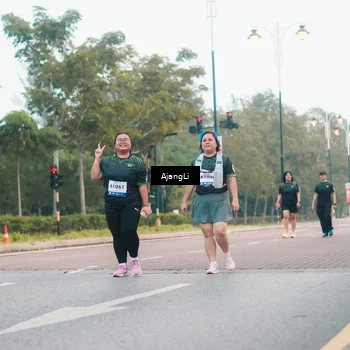 Runner Photo 8215323