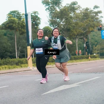 Runner Photo 8215400