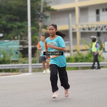 Runner Photo 8215839