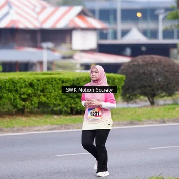 Runner Photo 8215910