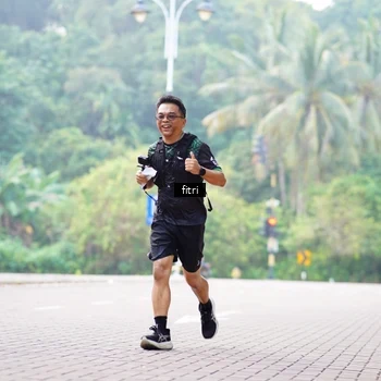 Runner Photo 8215923