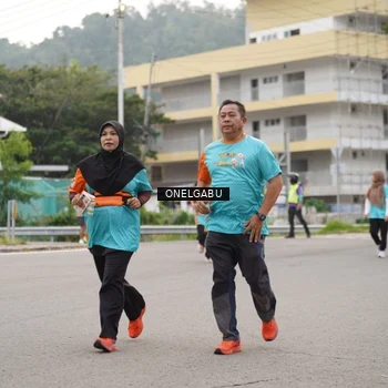 Runner Photo 8215966