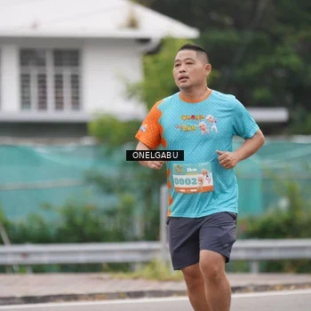 Runner Photo 8216012