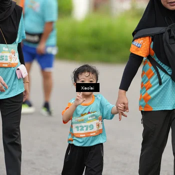 Runner Photo 8216063