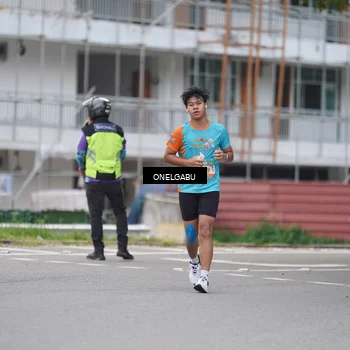Runner Photo 8216181