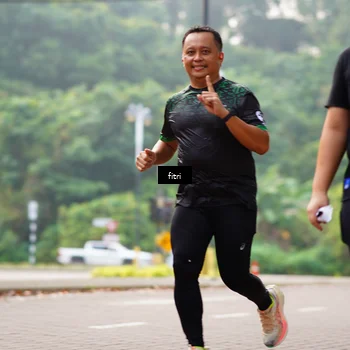 Runner Photo 8216271