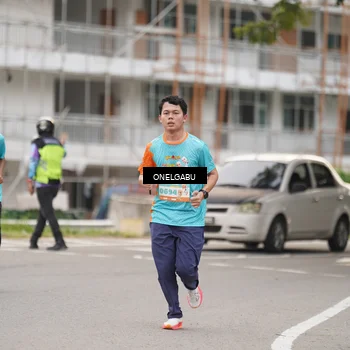 Runner Photo 8216487