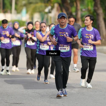 Runner Photo 8216525
