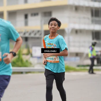 Runner Photo 8216543