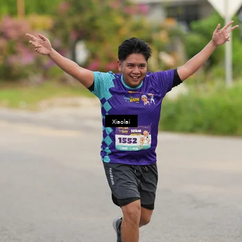 Runner Photo 8216549