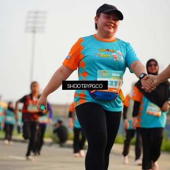 Runner Photo 8216602