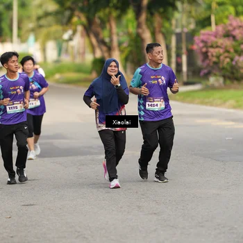 Runner Photo 8216647