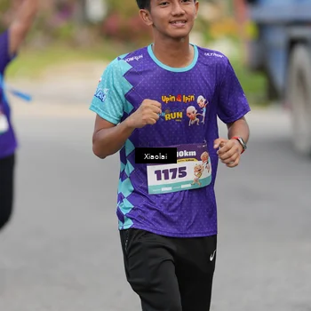 Runner Photo 8216652